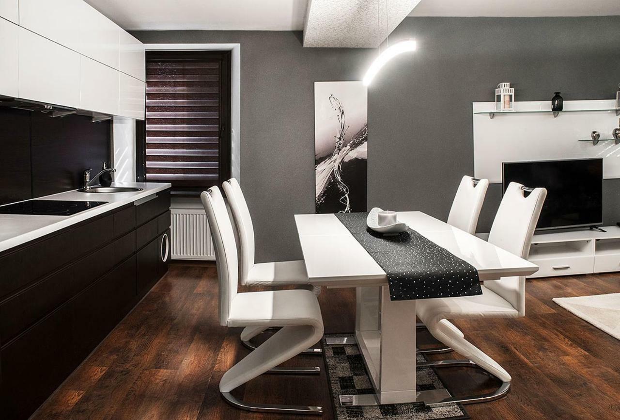 Apartament Alan Lägenhet Kłodzko Exteriör bild